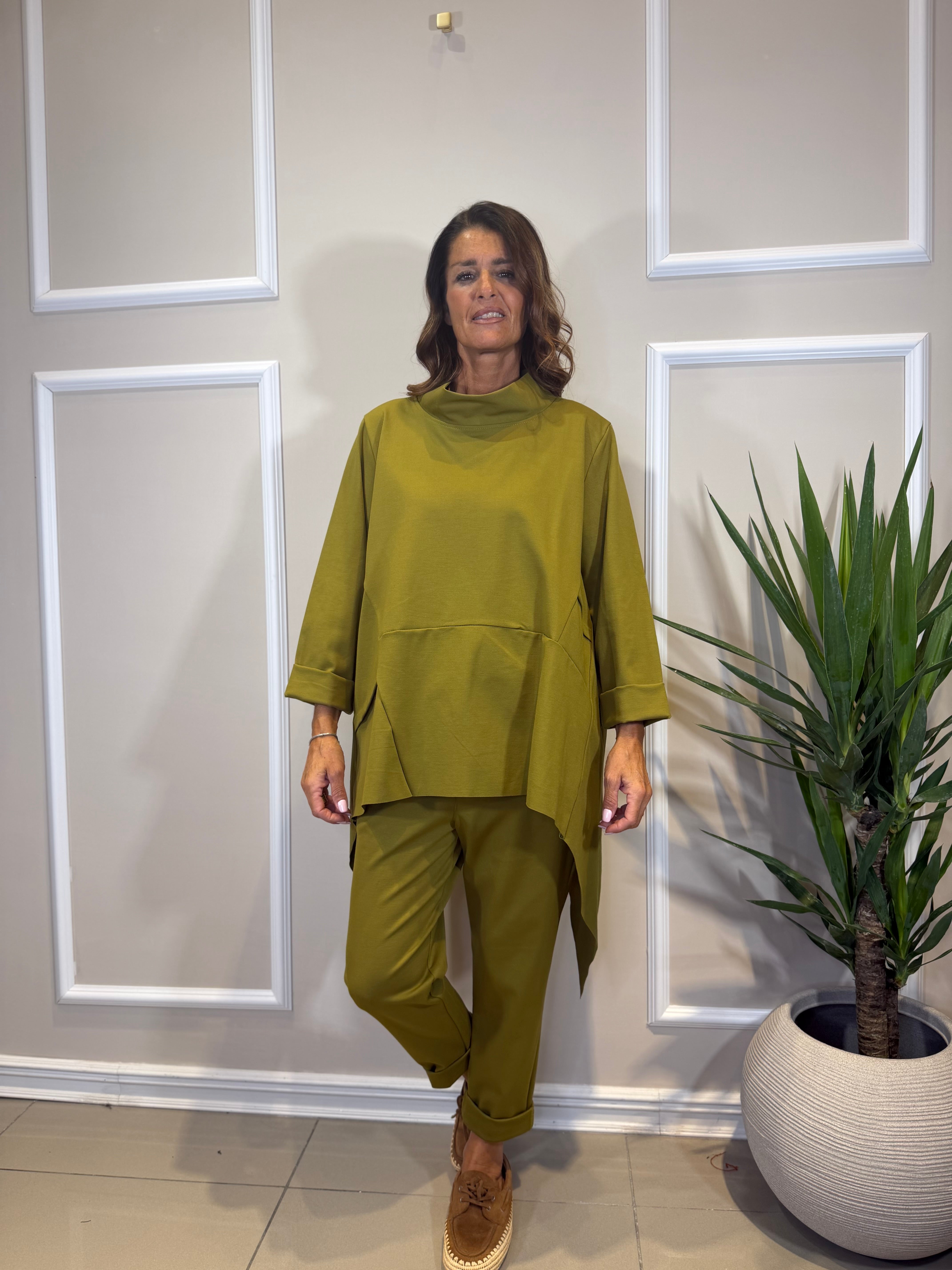 MAGLIA CHIARA
