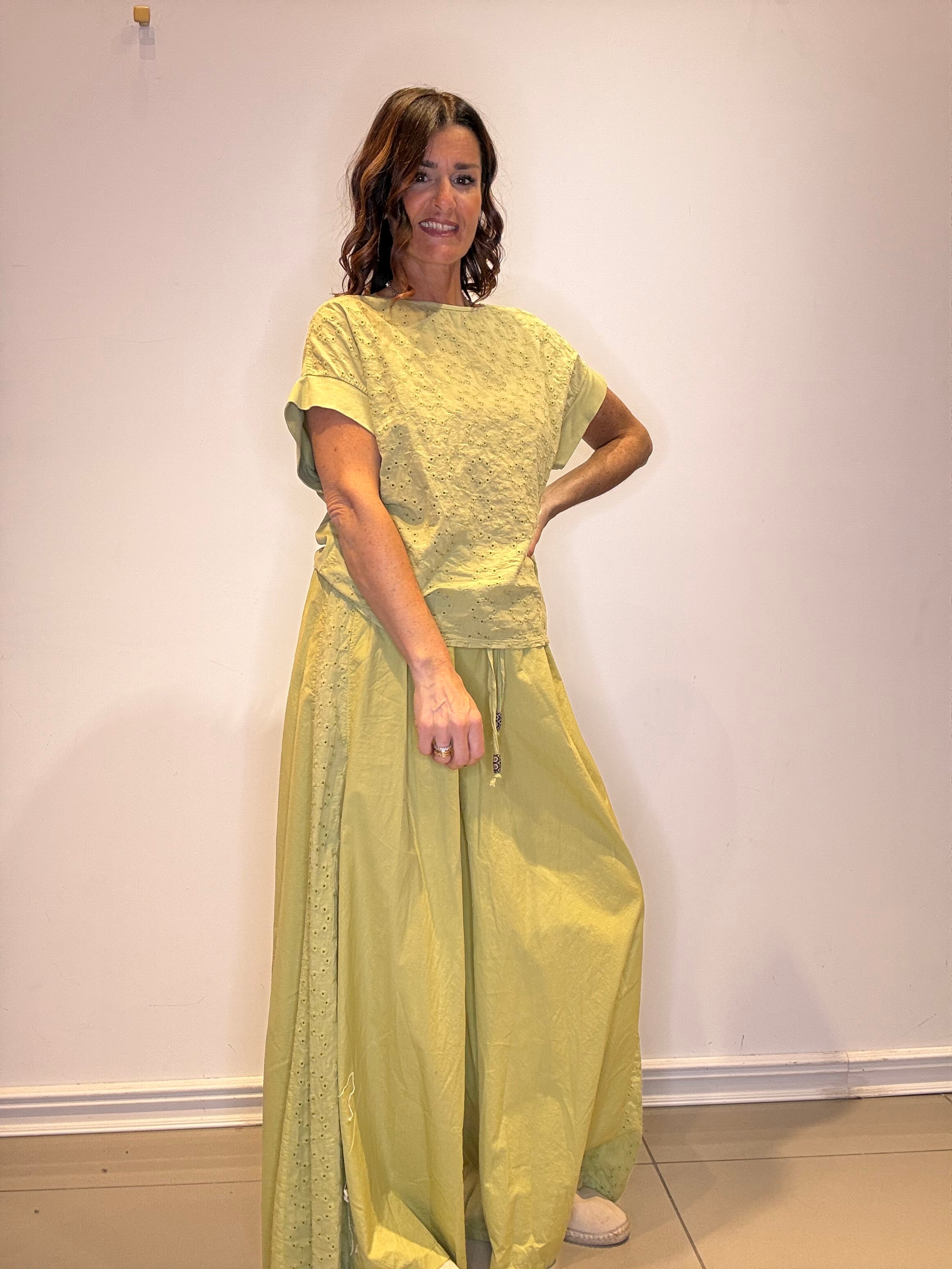  Pantaloni Demi