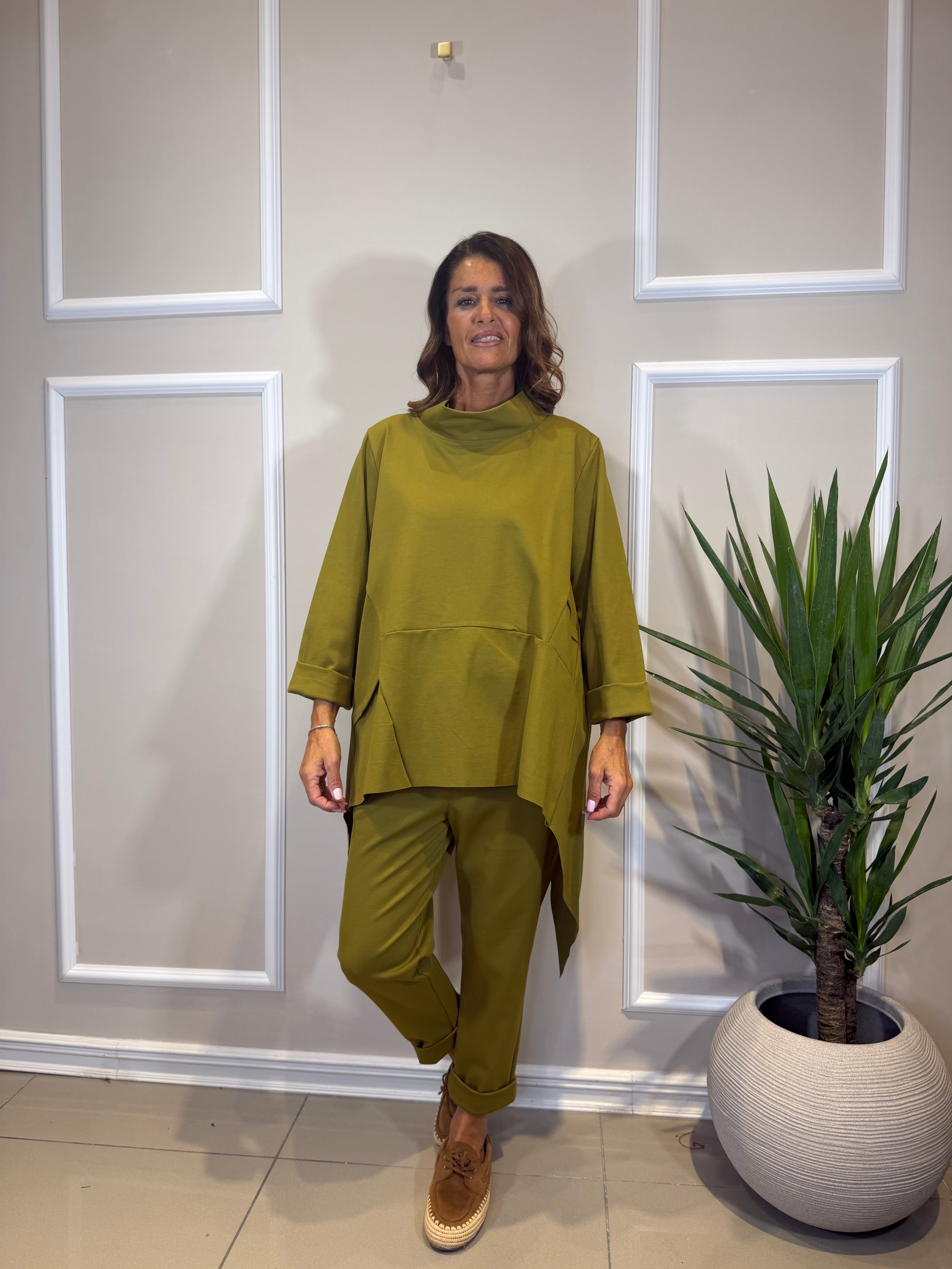 MAGLIA CHIARA