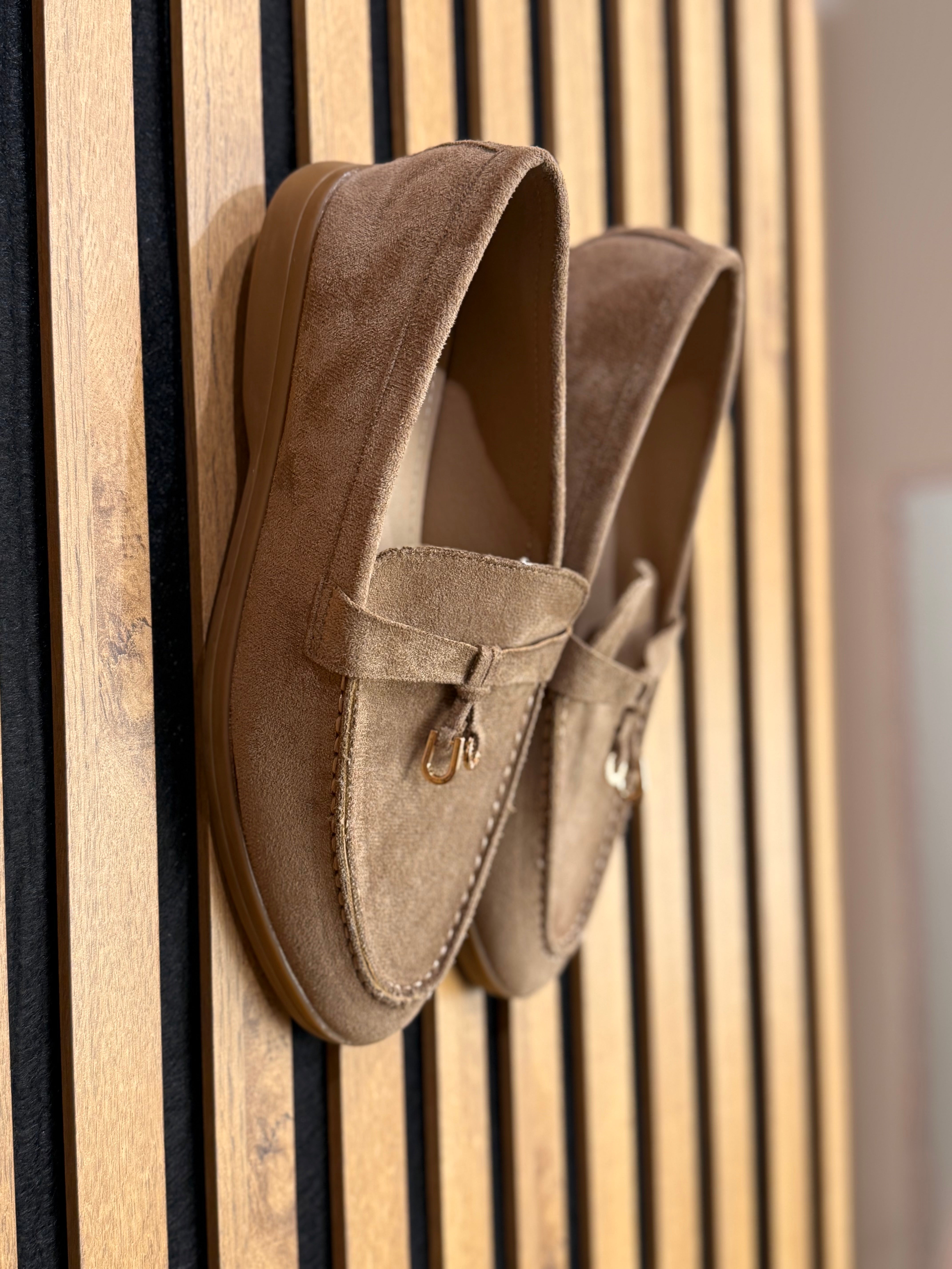 SCARPE AURA